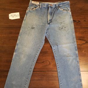 Distressed Wranglers 13MWZ  36x34